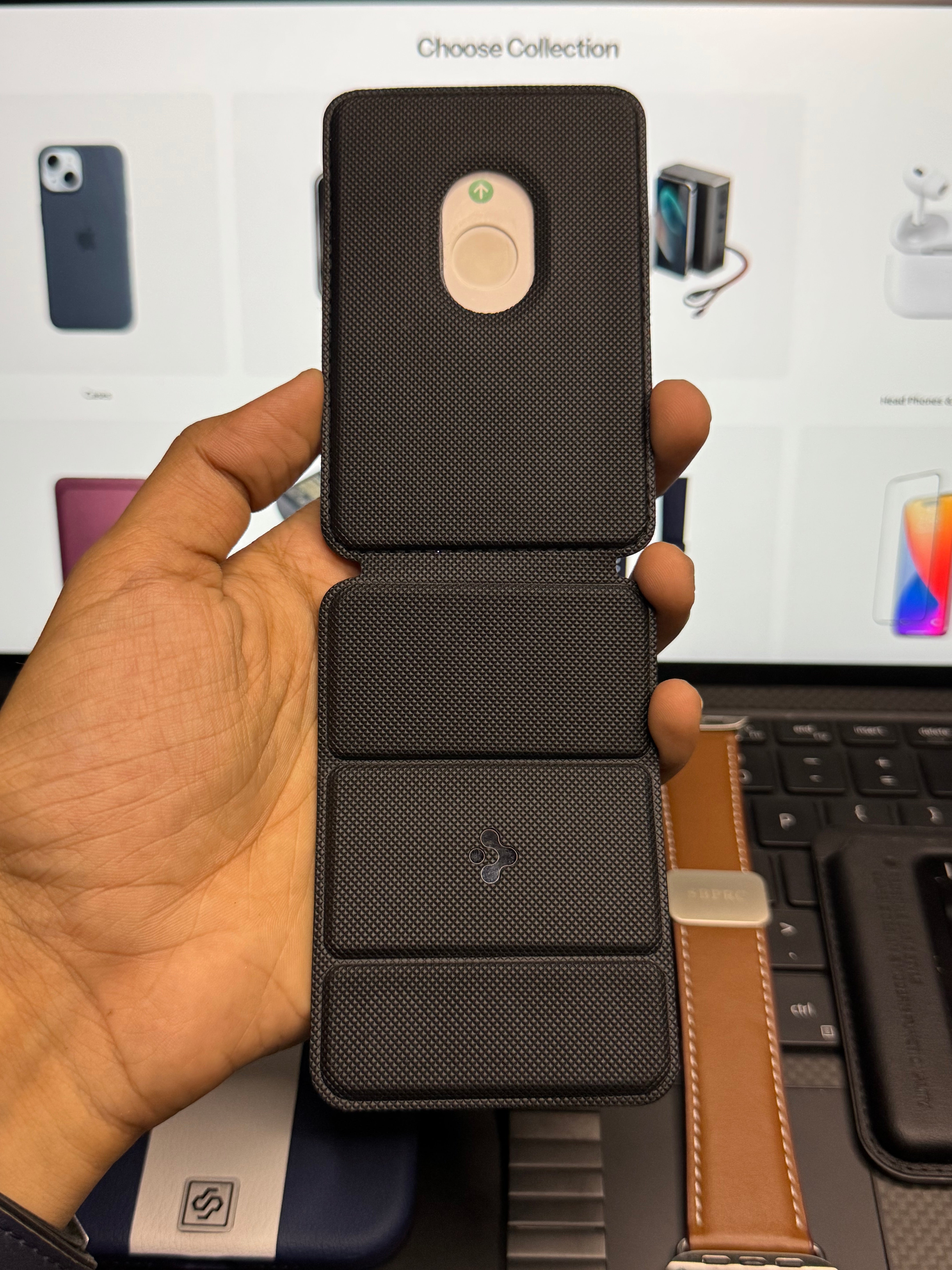 Spigen Magsafe Wallet & Phone Stand