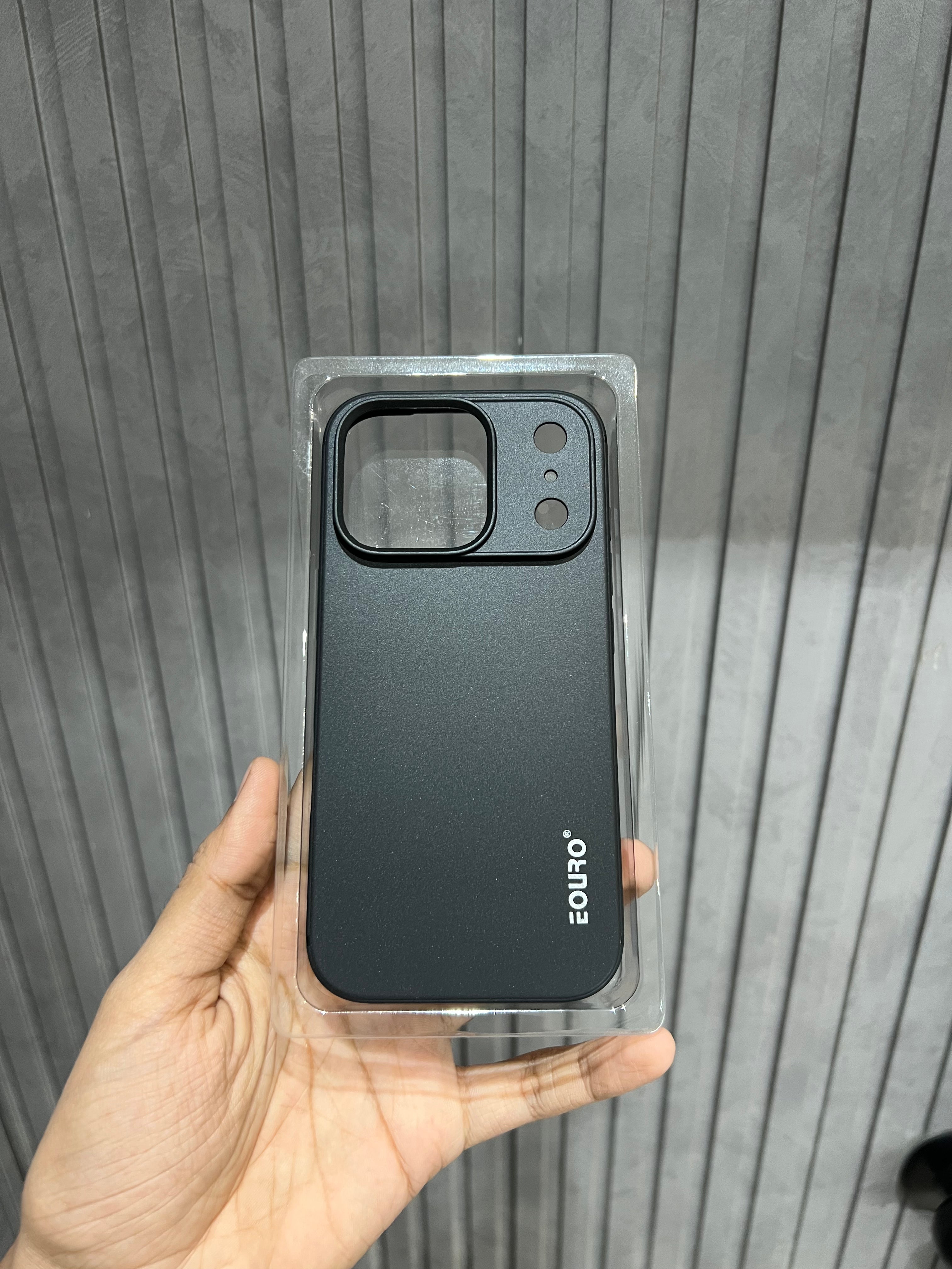 iPhone 17 Pro Euro Case Black