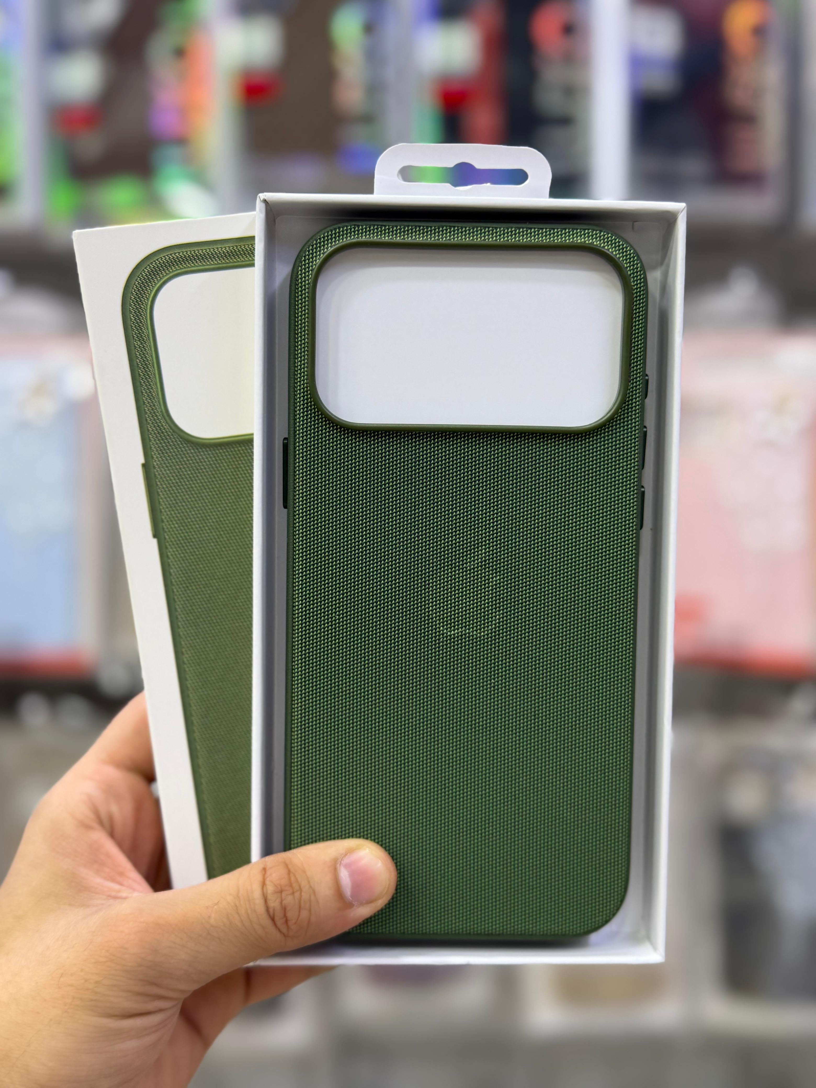 iPhone 17 Series Apple Tech Woven Case with Animated MagSafe Support