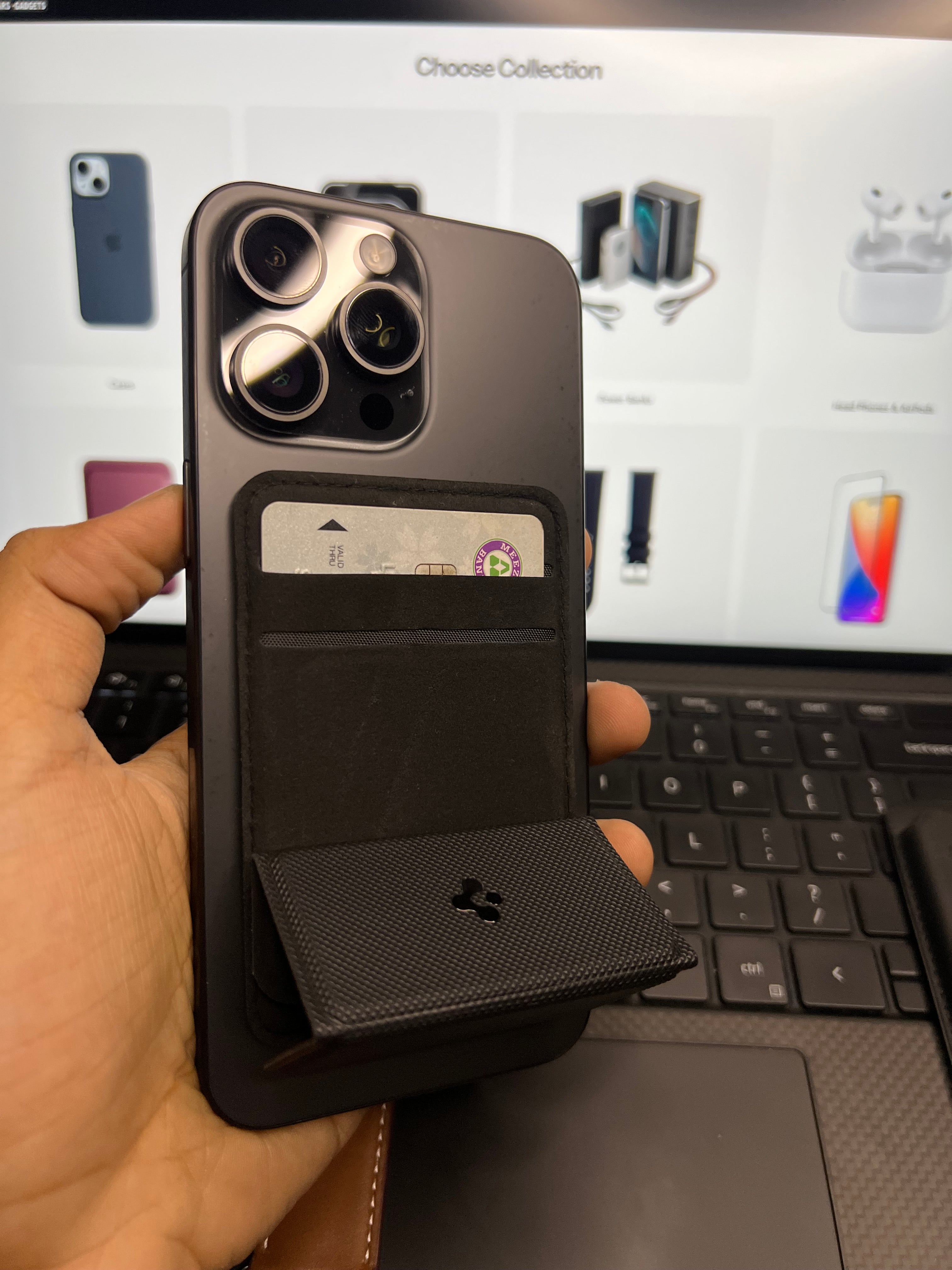 Spigen Magsafe Wallet & Phone Stand