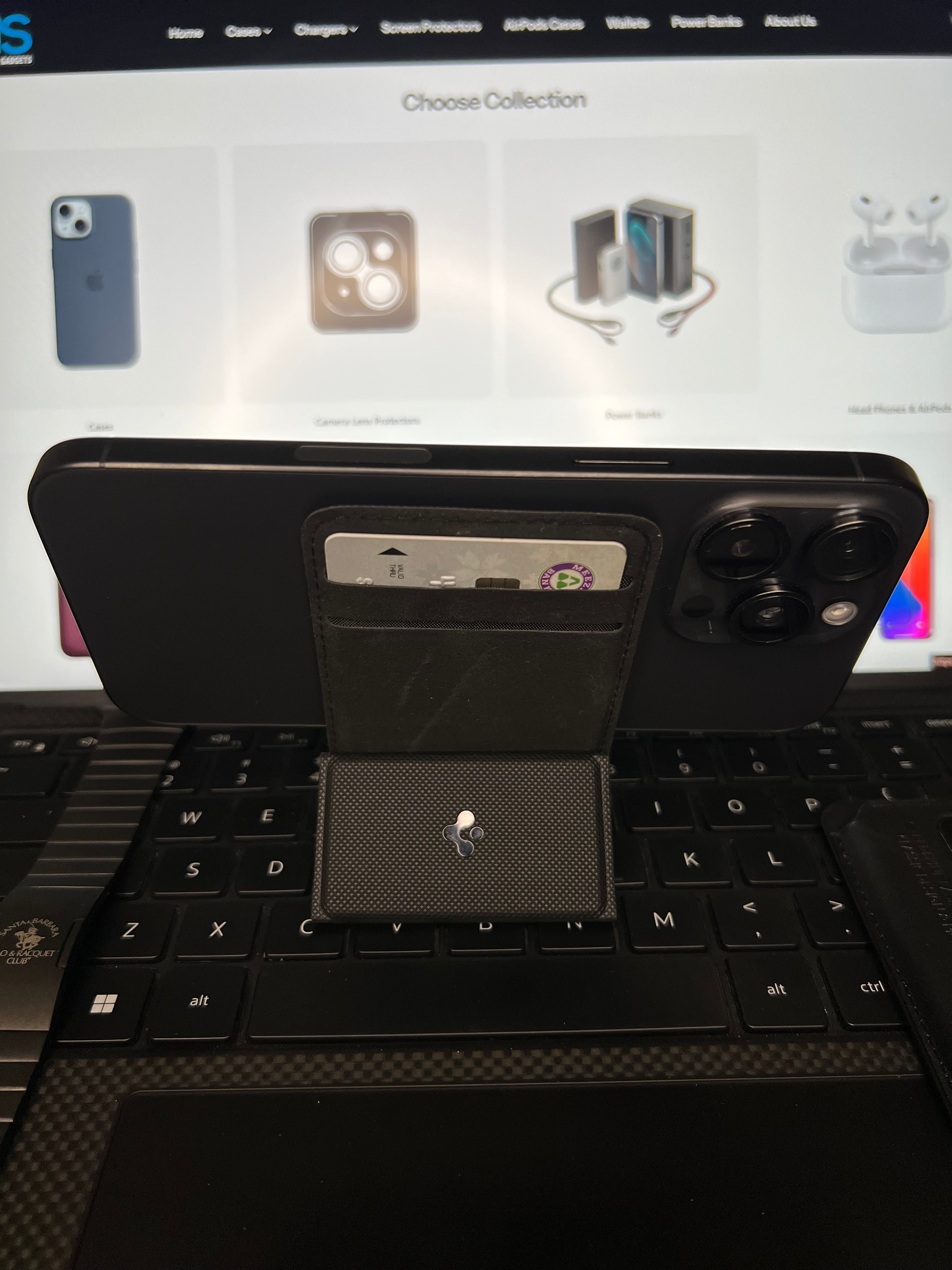 Spigen Magsafe Wallet & Phone Stand