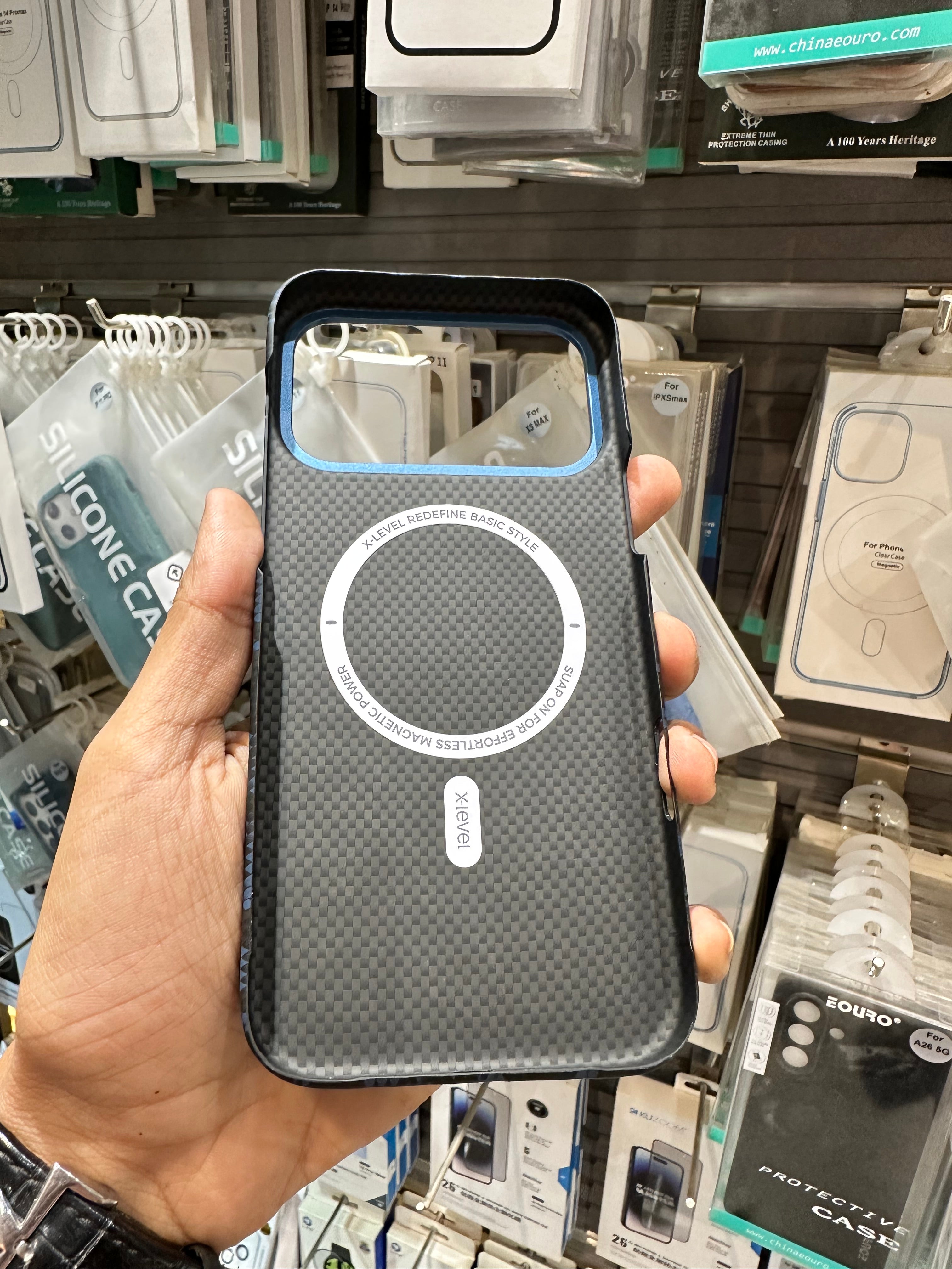 X-Level Magnet Cheers Carbon Case