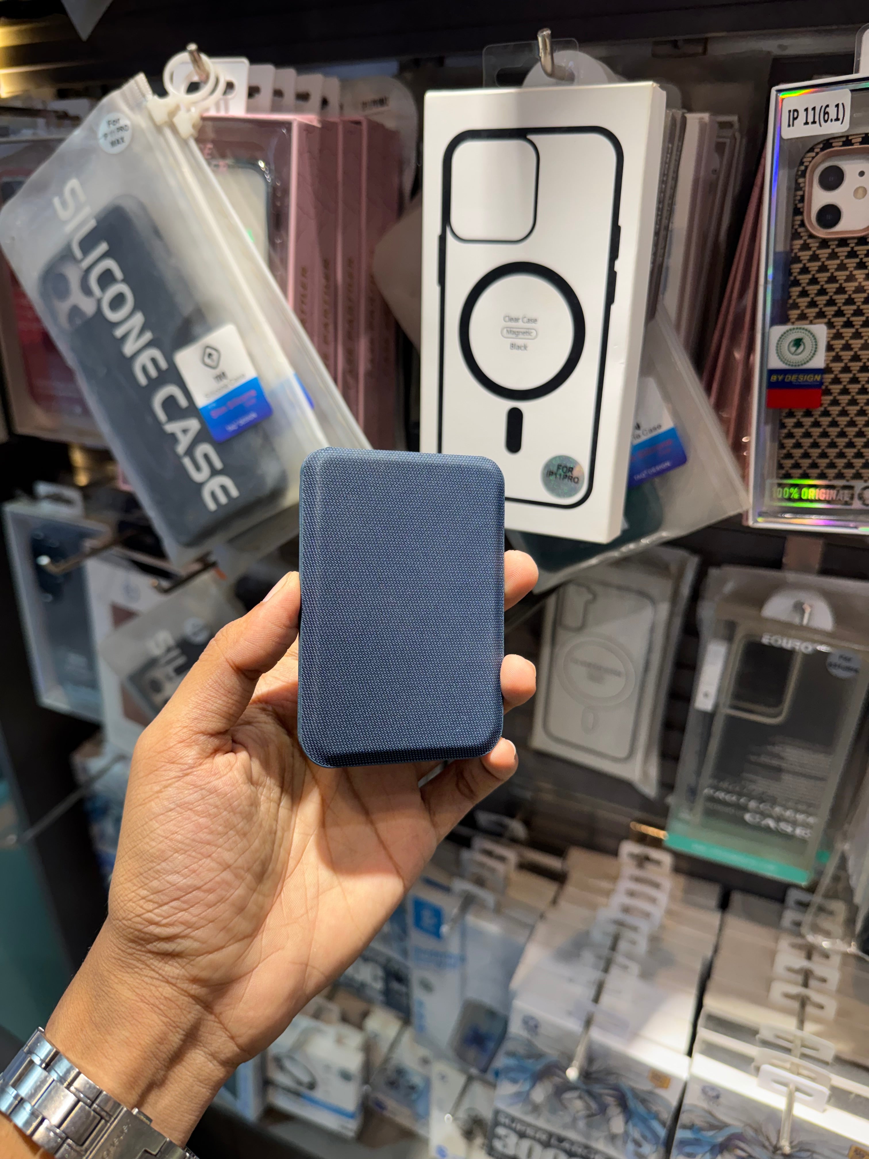 Apple Techwoven Magsafe Wallet & Phone Stand