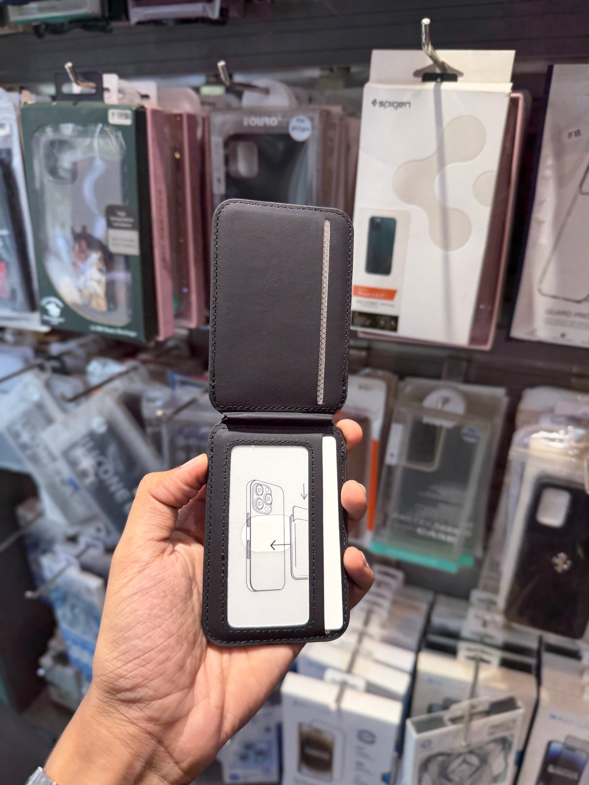 Polo Santa Barbara Magsafe Wallet & Stand - Simon