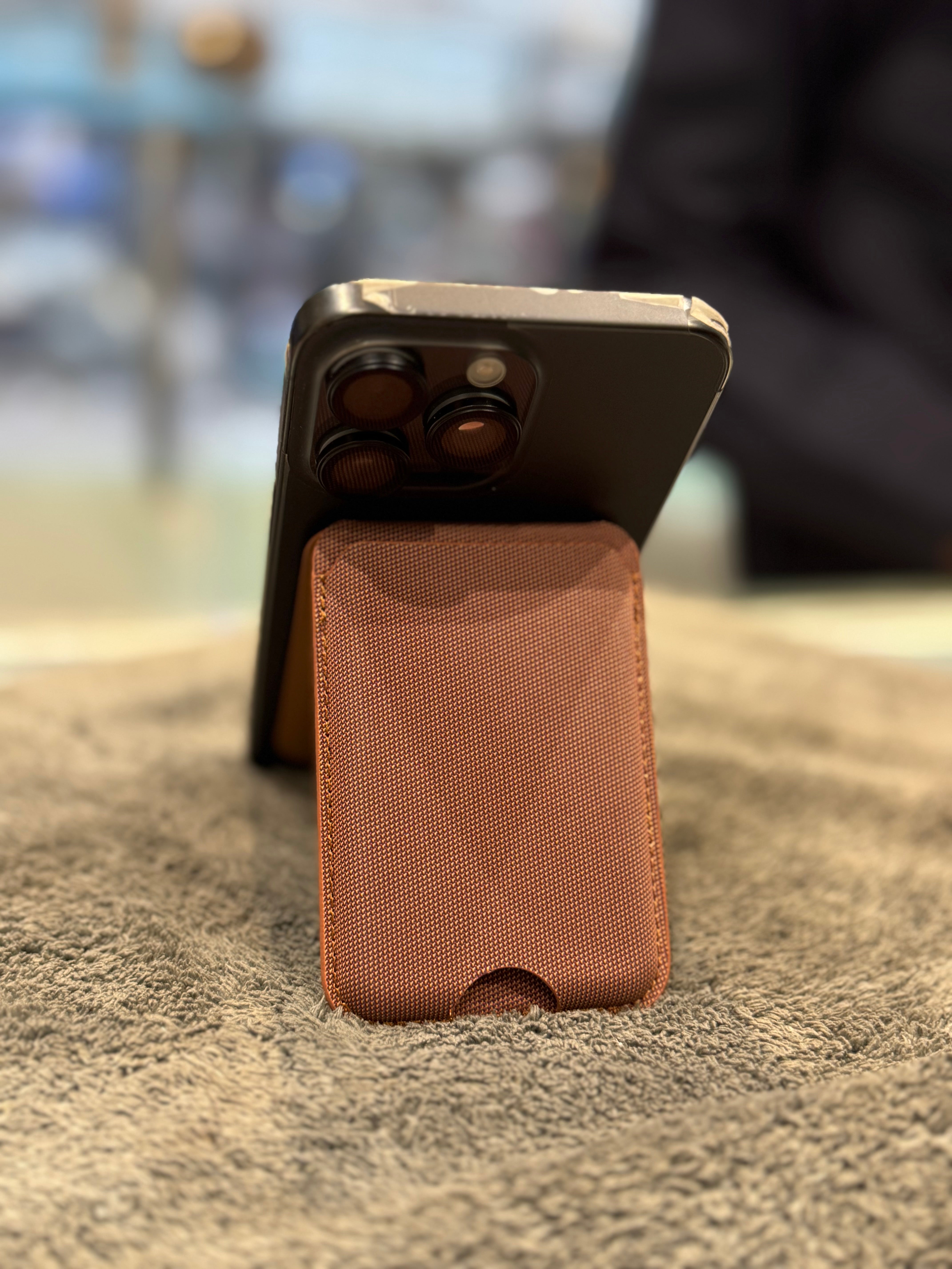 Apple Techwoven Magsafe Wallet & Phone Stand