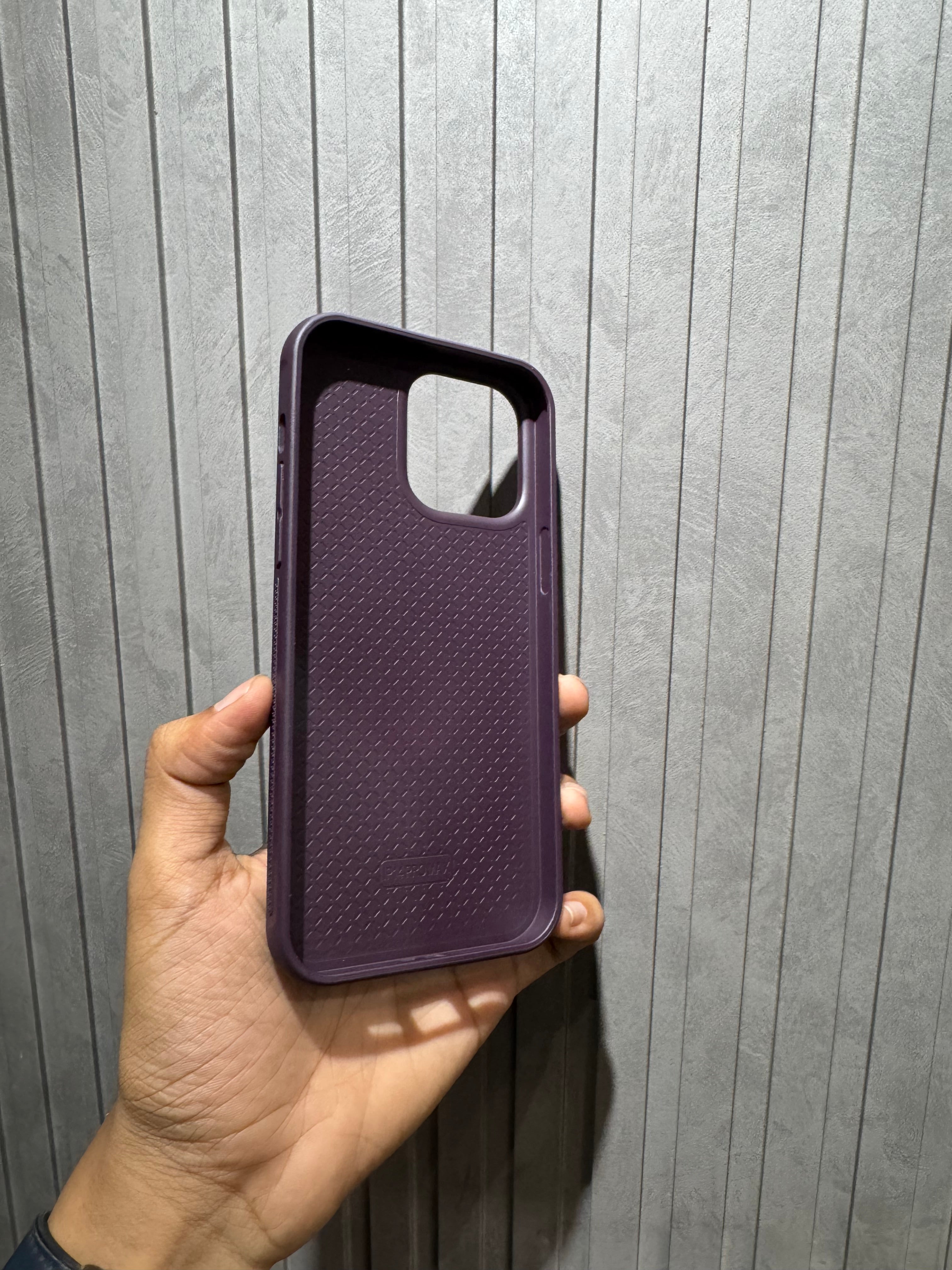 Spigen 3 in 1 Phone Case - Built in Card Holder & Phone Stand Case