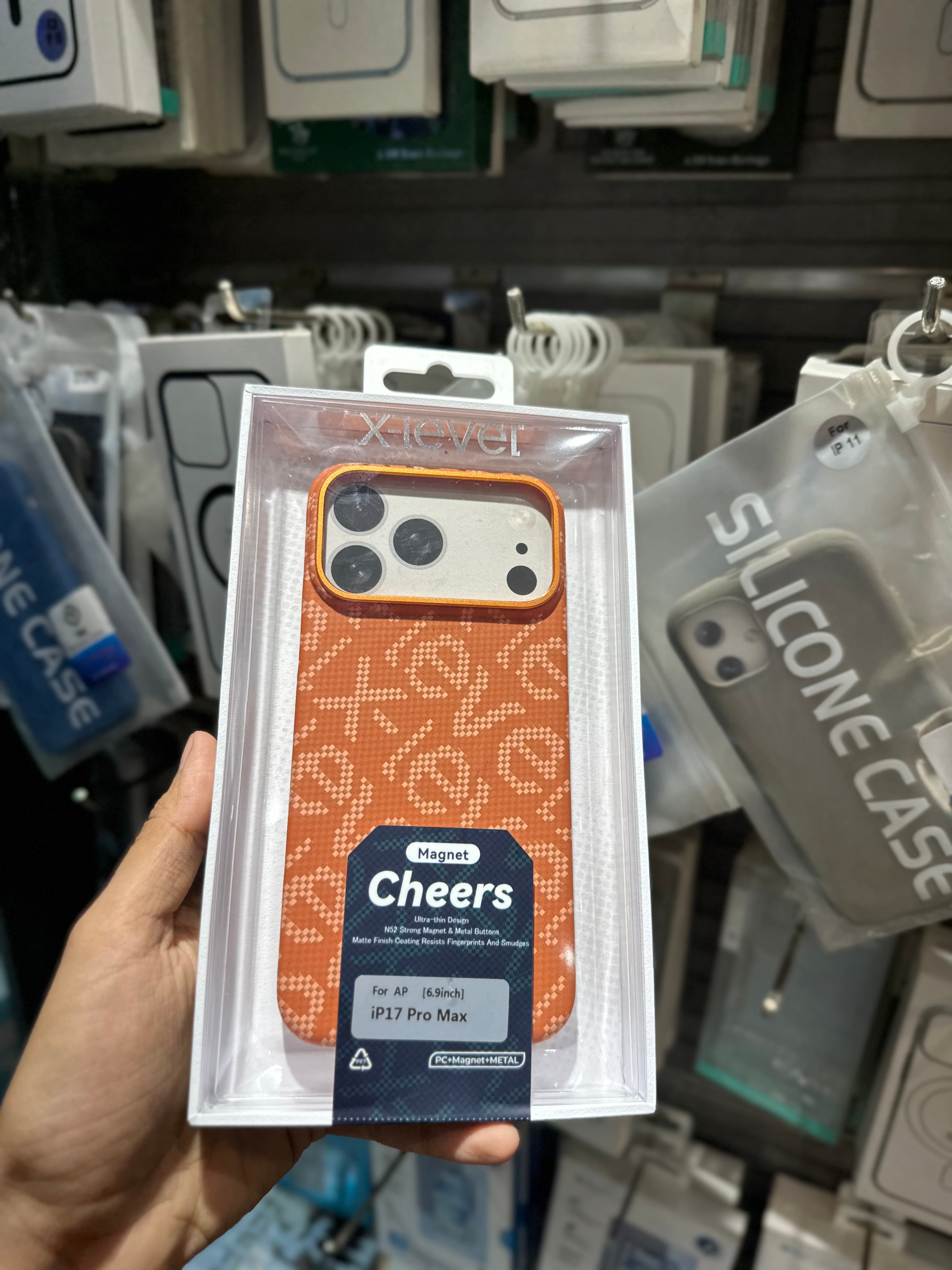X-Level Magnet Cheers Carbon Case