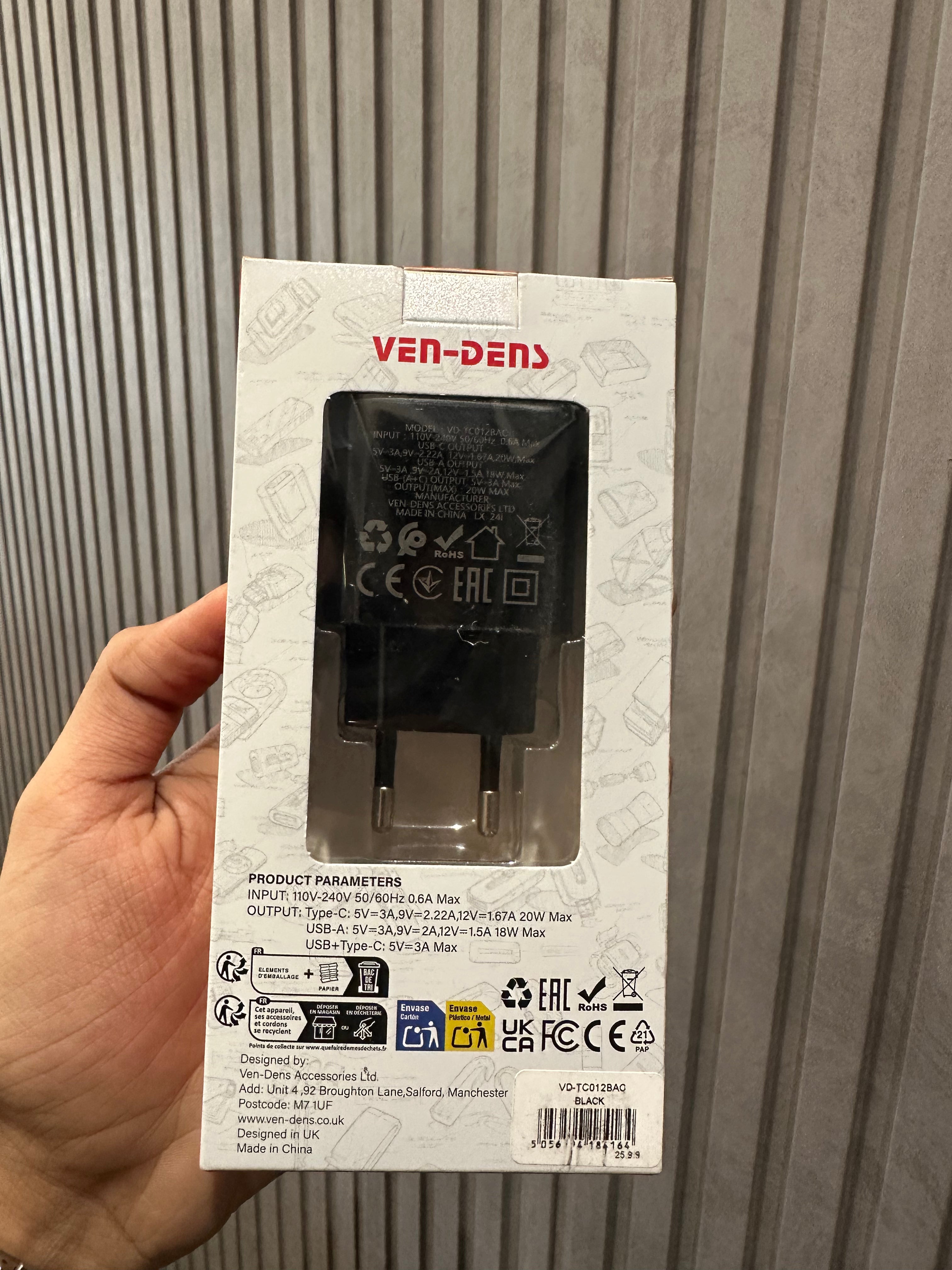 Ven Dens Dual Port PD Fast Charging Adapter USB A & USB C - 30W