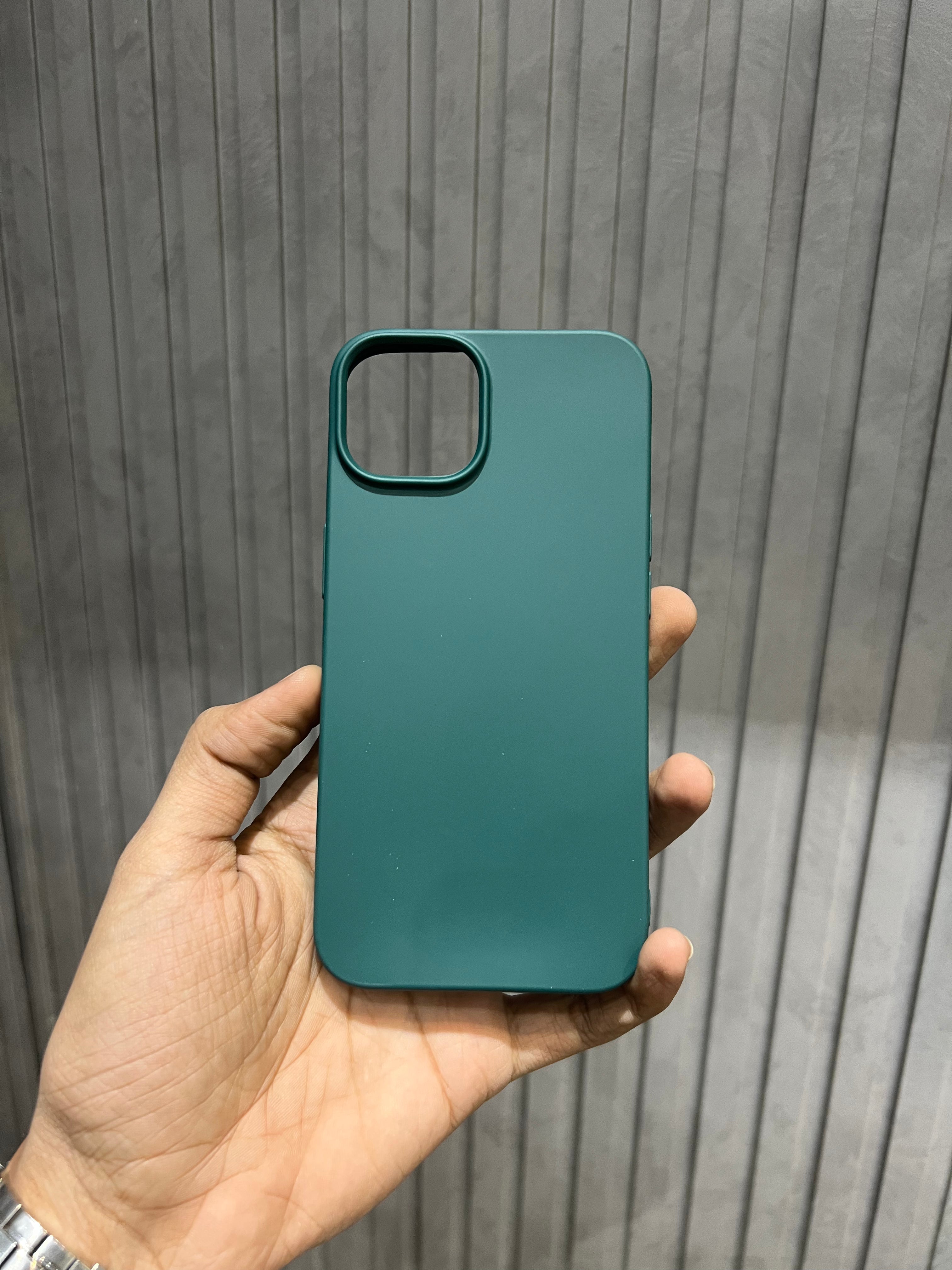iPhone 13 Pro Max Silicone Slip-in Case - Green